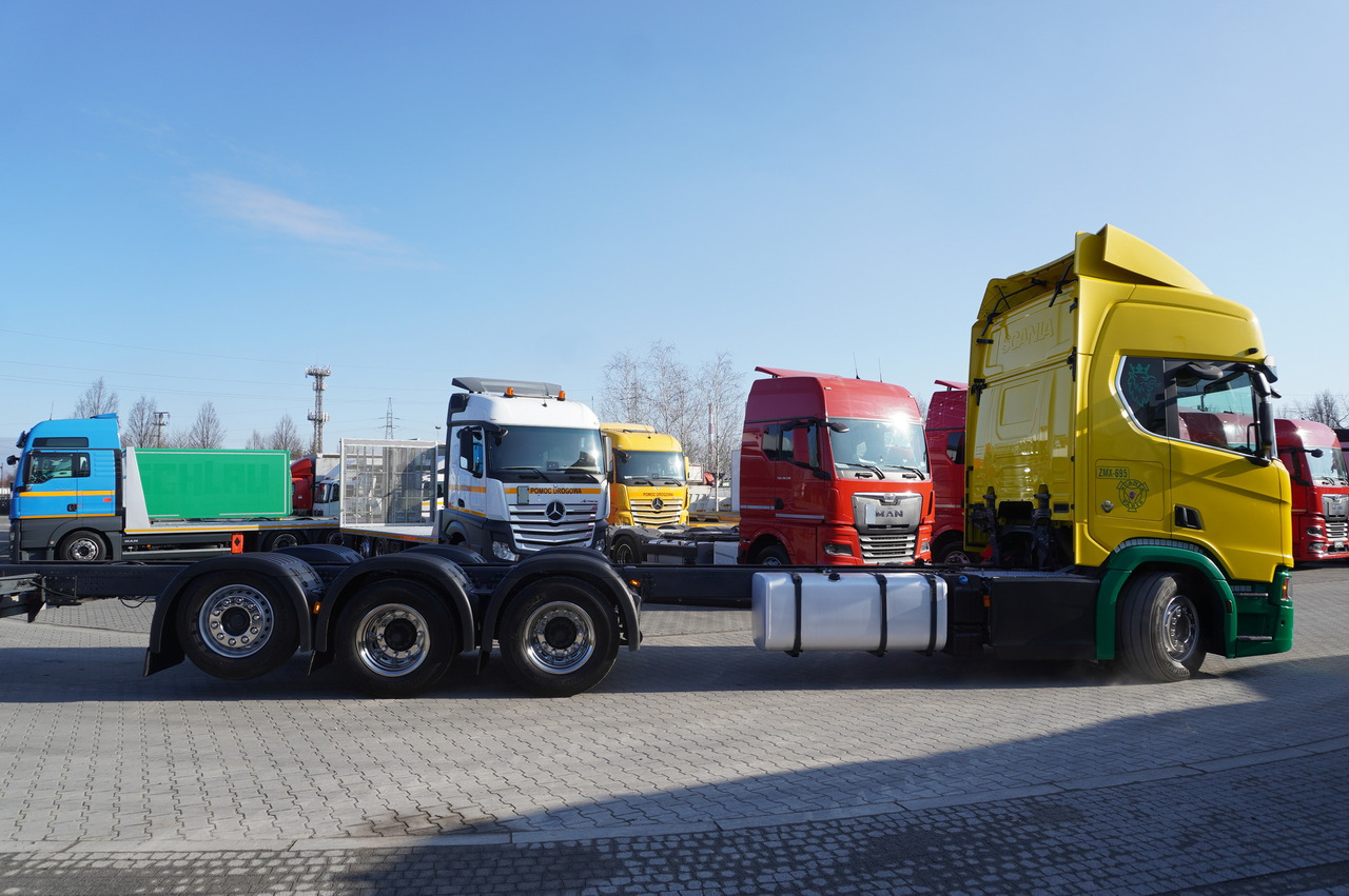 SCANIA R650 V8 8x4/4 E6 / 2020 / Frame 9.7 m - Камион со кабинска шасија: слика 4 SCANIA R650 V8 8x4/4 E6 / 2020 / Frame 9.7 m - Камион со кабинска шасија: слика 4