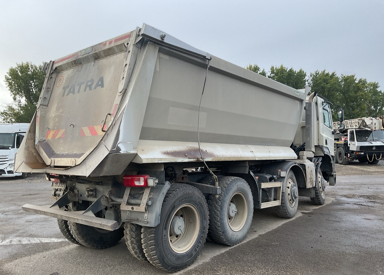 TATRA Phoenix 8x8 Twin-Steer Quad/A dump truck / 30 tho. km - Голем истоварувач/ Камион за камења: слика 2 TATRA Phoenix 8x8 Twin-Steer Quad/A dump truck / 30 tho. km - Голем истоварувач/ Камион за камења: слика 2