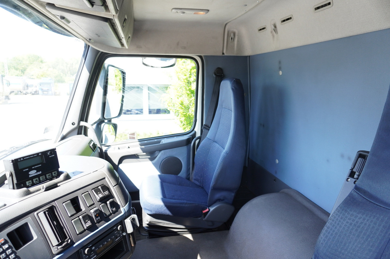 Камион ладилник VOLVO FH 440 E5 6×2 Schmitz Refrigerator – pass-through Set 38 pallets: слика 19