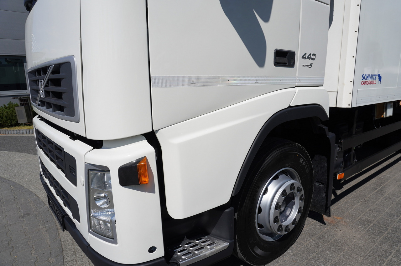 Камион ладилник VOLVO FH 440 E5 6×2 Schmitz Refrigerator – pass-through Set 38 pallets: слика 11