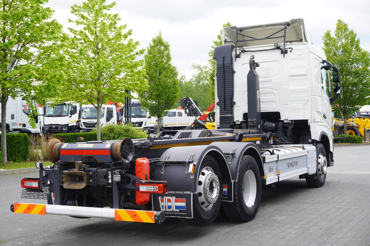 Камион со кука за подигање VOLVO FH 500 / VDL hooklift 21 tons / 2022 / steering 3d axle / 2 units: слика 7