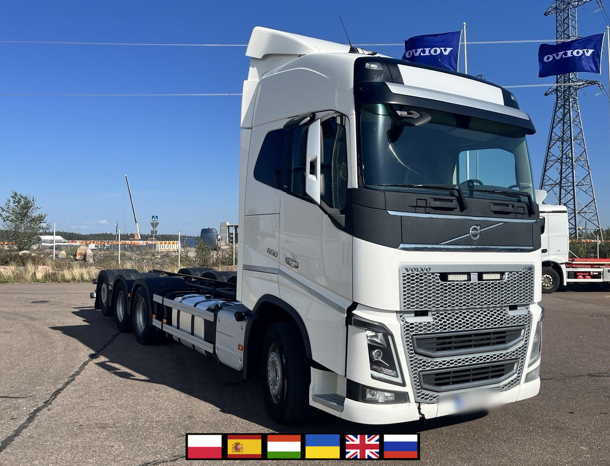 VOLVO FH 650 8x4 / Truck chassis / Sleeper cab - Камион со кран: слика 1 VOLVO FH 650 8x4 / Truck chassis / Sleeper cab - Камион со кран: слика 1
