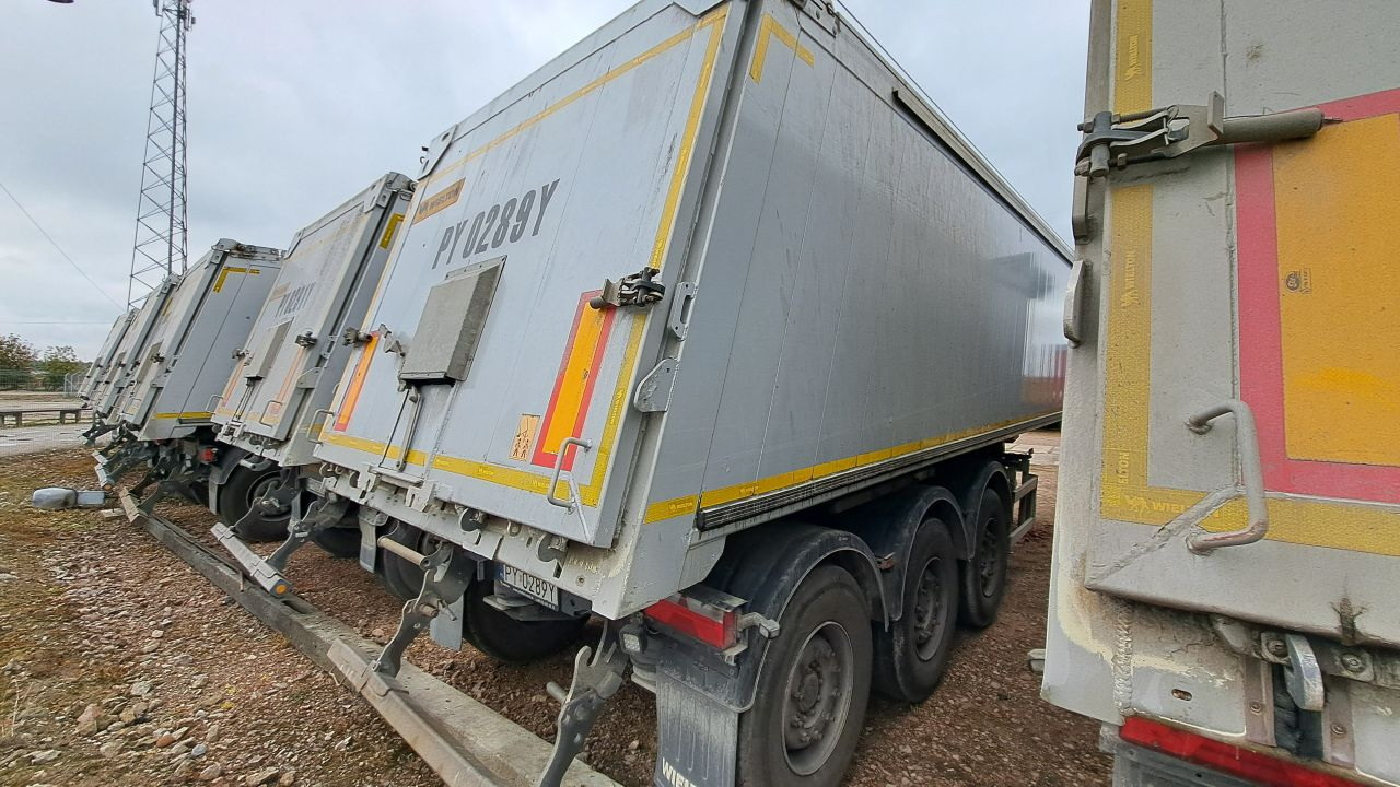 WIELTON NW-3 / weight 6.2 t / capacity 38m3 / Electrically folded roof / Teflon / 20 units, 2022 - Кипер полуприколка: слика 3 WIELTON NW-3 / weight 6.2 t / capacity 38m3 / Electrically folded roof / Teflon / 20 units, 2022 - Кипер полуприколка: слика 3