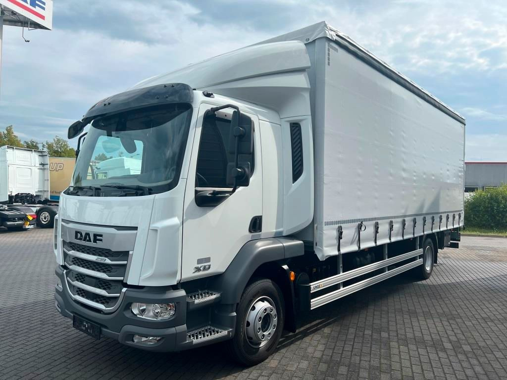 DAF XB 290 FA 16t Junge Curtainsider LBW 1.5 to. AHK - Камион со церада: слика 2 DAF XB 290 FA 16t Junge Curtainsider LBW 1.5 to. AHK - Камион со церада: слика 2