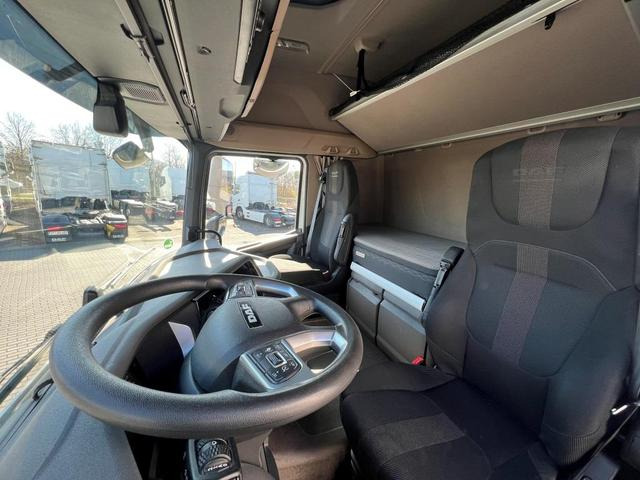 DAF XFn 480 FT Intarder 2xTank 1.105 L Vollspoiler - Камион влекач: слика 3 DAF XFn 480 FT Intarder 2xTank 1.105 L Vollspoiler - Камион влекач: слика 3