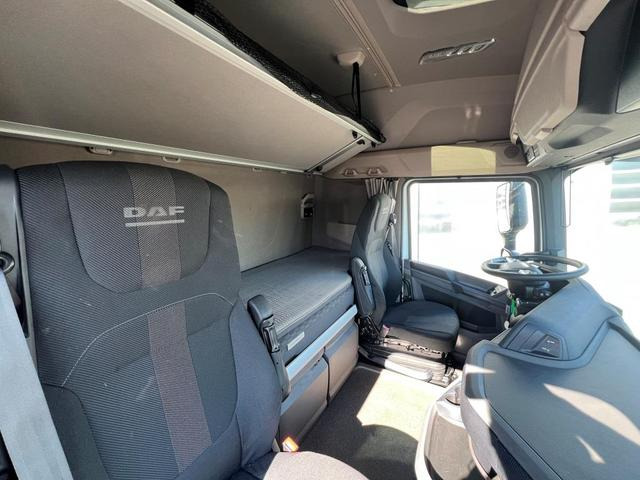 DAF XFn 480 FT Intarder 2xTank 1.105 L Vollspoiler - Камион влекач: слика 4 DAF XFn 480 FT Intarder 2xTank 1.105 L Vollspoiler - Камион влекач: слика 4