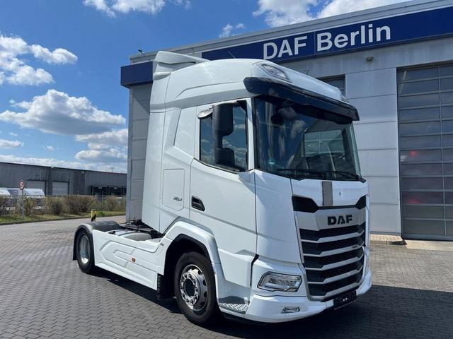 DAF XFn 480 FT Intarder 2xTank 1.105 L Vollspoiler - Камион влекач: слика 1 DAF XFn 480 FT Intarder 2xTank 1.105 L Vollspoiler - Камион влекач: слика 1