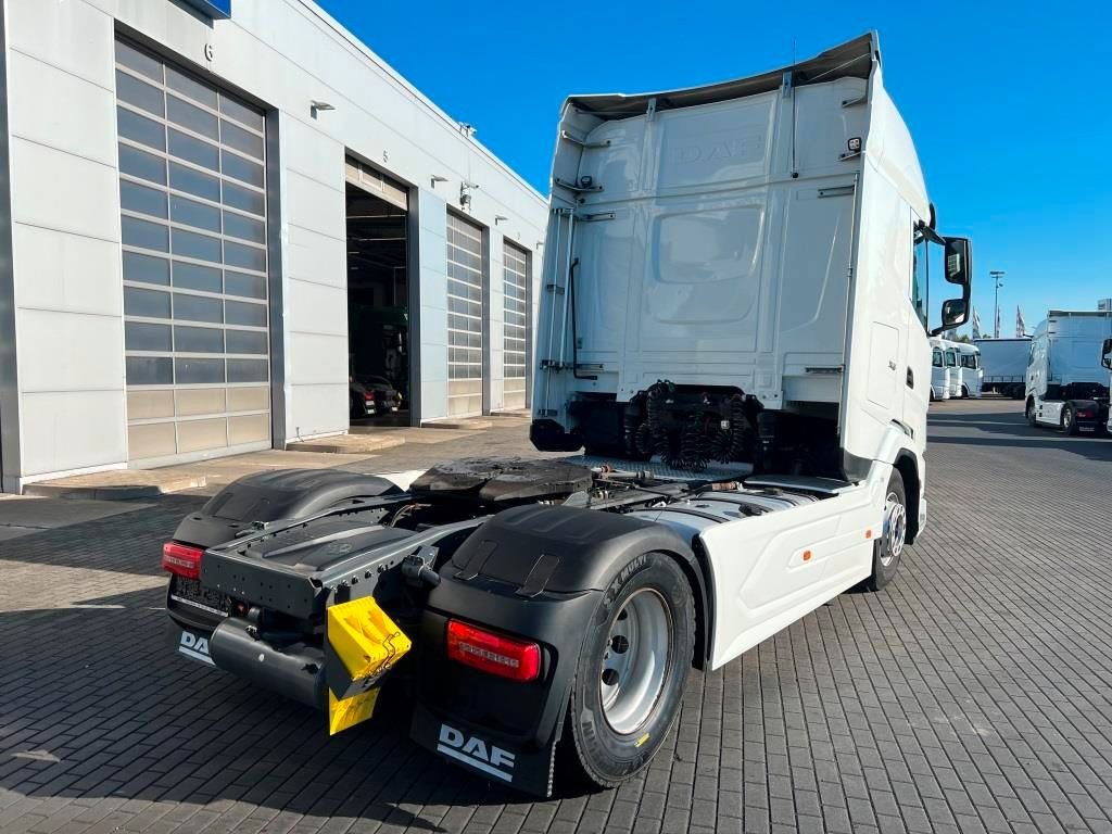 DAF XG 480 FT TraXon Intarder 2xTank Hydraulikanlage - Камион влекач: слика 4 DAF XG 480 FT TraXon Intarder 2xTank Hydraulikanlage - Камион влекач: слика 4