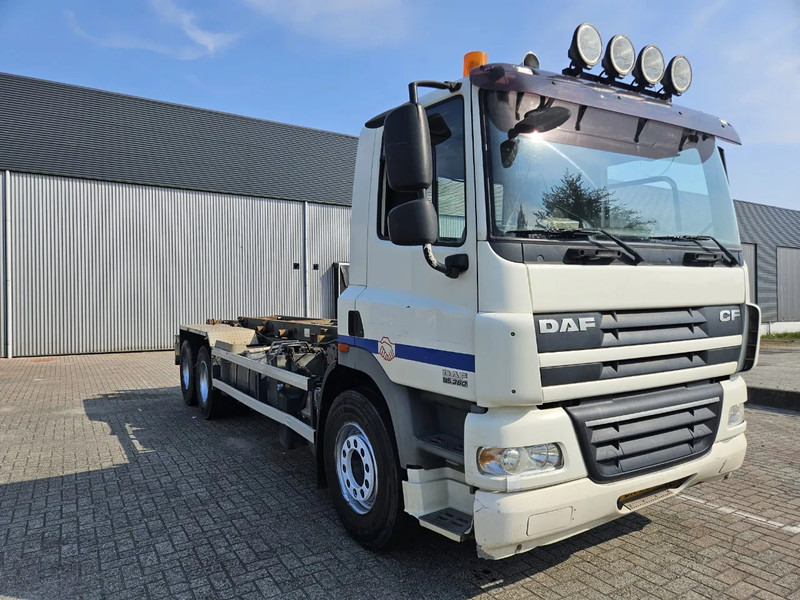 DAF CF 85 360 Manual 10 Tyres - Камион со кабинска шасија: слика 2 DAF CF 85 360 Manual 10 Tyres - Камион со кабинска шасија: слика 2