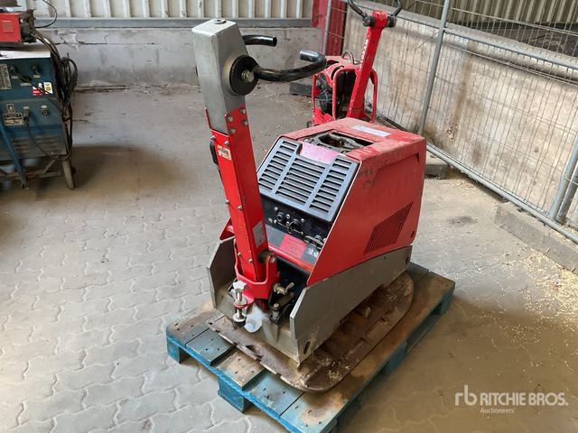 2015 Ammann APR4920 Vibratory Plate Compactor - Вибрациска плоча: слика 4 2015 Ammann APR4920 Vibratory Plate Compactor - Вибрациска плоча: слика 4