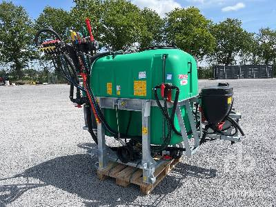 MASCHIO GASPARDO SAURO 12 m 800L (Unused) - Распрскувач на вештачко ѓубриво: слика 1 MASCHIO GASPARDO SAURO 12 m 800L (Unused) - Распрскувач на вештачко ѓубриво: слика 1