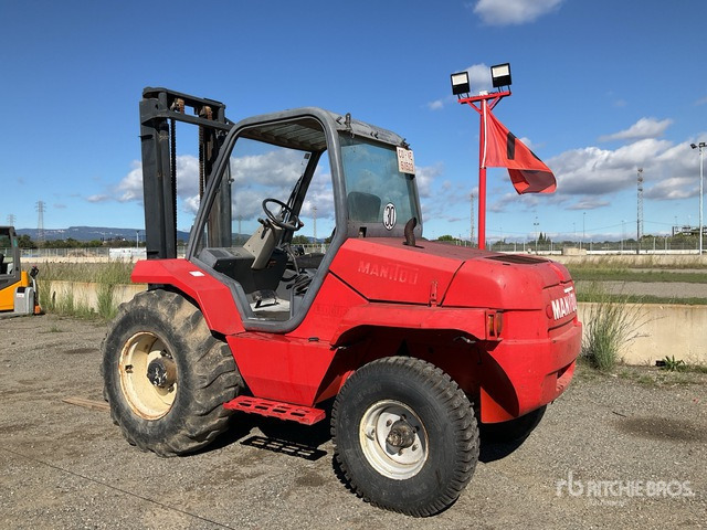 1997 Manitou M26.2 2600 kg 4x2 Rough Terrain Forklift - Вилушкар за груб терен: слика 3 1997 Manitou M26.2 2600 kg 4x2 Rough Terrain Forklift - Вилушкар за груб терен: слика 3