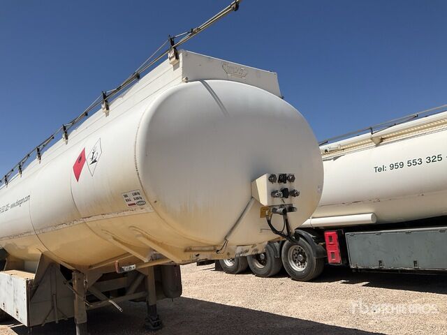 2004 ROS ROCA SC3 Tri/A Tanker Trailer - Полуприколка цистерна: слика 5 2004 ROS ROCA SC3 Tri/A Tanker Trailer - Полуприколка цистерна: слика 5