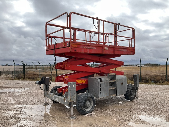2006 Haulotte H12SX 4x4 Diesel Scissor Lift - Кревач ножица: слика 1 2006 Haulotte H12SX 4x4 Diesel Scissor Lift - Кревач ножица: слика 1