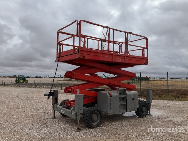 2006 Haulotte H12SX 4x4 Diesel Scissor Lift - Кревач ножица: слика 2 2006 Haulotte H12SX 4x4 Diesel Scissor Lift - Кревач ножица: слика 2