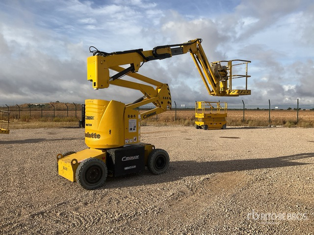 2006 Haulotte HA12IP 2WD Electric Articulating Boom Lift - Дигачка зглобна платформа: слика 1 2006 Haulotte HA12IP 2WD Electric Articulating Boom Lift - Дигачка зглобна платформа: слика 1