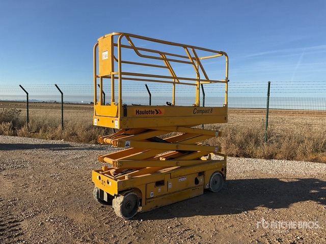 2007 Haulotte Compact 8 Electric Scissor Lift - Кревач ножица: слика 1 2007 Haulotte Compact 8 Electric Scissor Lift - Кревач ножица: слика 1