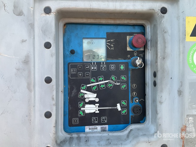 2011 Genie Z80/60 Diesel Articulating Boom Lift - Дигачка зглобна платформа: слика 5 2011 Genie Z80/60 Diesel Articulating Boom Lift - Дигачка зглобна платформа: слика 5