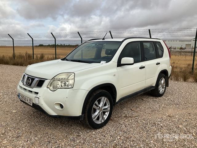 2012 Nissan X-Trail AWD SUV - SUV: слика 1 2012 Nissan X-Trail AWD SUV - SUV: слика 1