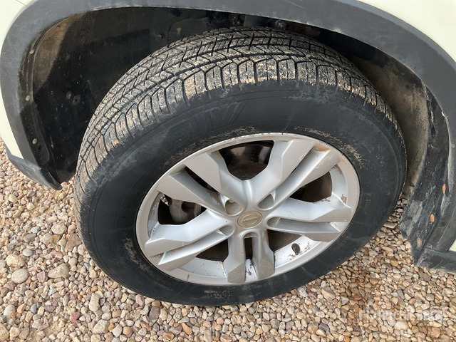 2012 Nissan X-Trail Automobile - SUV: слика 4 2012 Nissan X-Trail Automobile - SUV: слика 4