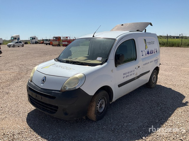 2012 Renault Kangoo Maxi (Inoperable) Cargo Van - Мало комбе: слика 2 2012 Renault Kangoo Maxi (Inoperable) Cargo Van - Мало комбе: слика 2