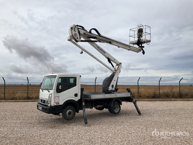 2014 Nissan NT400 Cabstar 35.12 2014 Oil&Steel Snake 189 Smart ... Bucket Truck - Камион со подигачка кошница: слика 1 2014 Nissan NT400 Cabstar 35.12 2014 Oil&Steel Snake 189 Smart ... Bucket Truck - Камион со подигачка кошница: слика 1