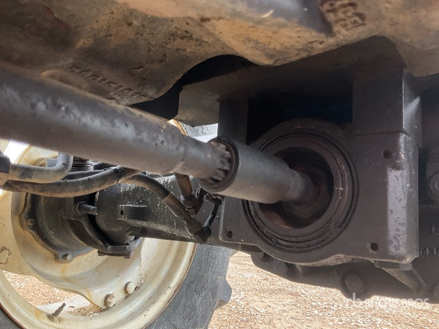 2015 New Holland T4.95 4WD Tractor - Трактор: слика 5 2015 New Holland T4.95 4WD Tractor - Трактор: слика 5