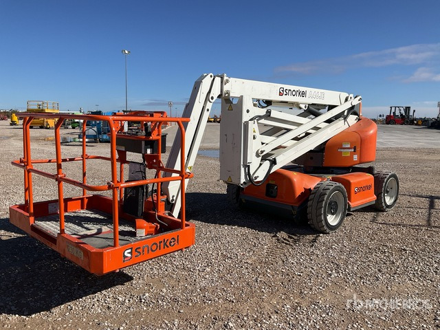 2016 Snorkel A46JE 2WD Electric Articulating Boom Lift - Дигачка зглобна платформа: слика 4 2016 Snorkel A46JE 2WD Electric Articulating Boom Lift - Дигачка зглобна платформа: слика 4