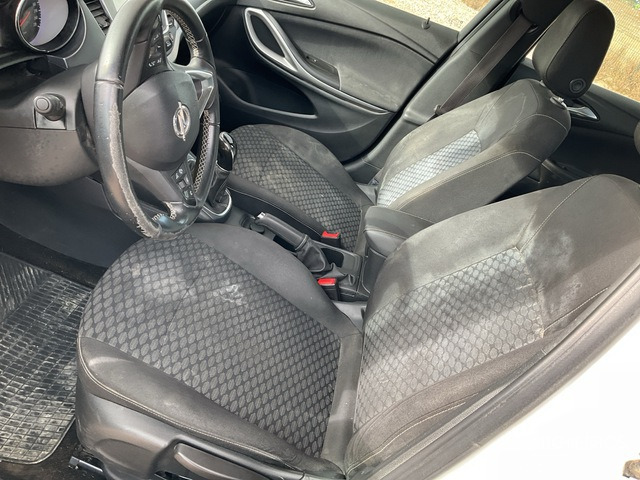 2019 Opel Astra Sports Tourer Automobile - Автомобил: слика 4 2019 Opel Astra Sports Tourer Automobile - Автомобил: слика 4