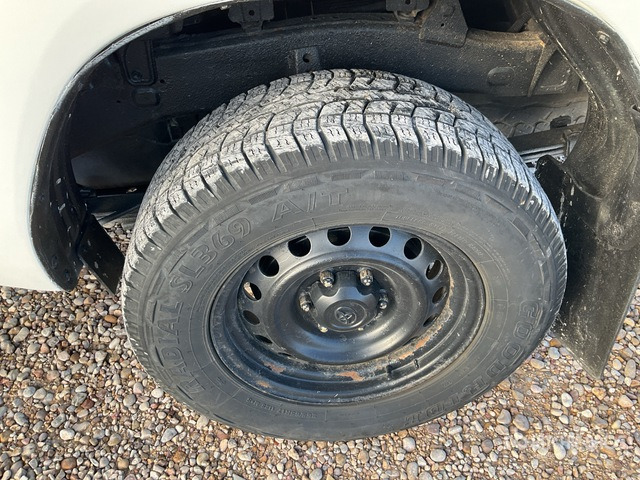 2019 Toyota Hilux 4x4 Crew Cab Pickup - Пикап: слика 5 2019 Toyota Hilux 4x4 Crew Cab Pickup - Пикап: слика 5