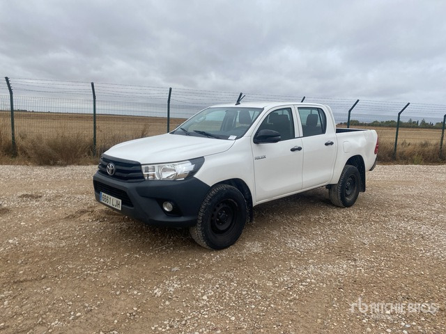 2019 Toyota Hilux 4x4 Pickup - Пикап: слика 2 2019 Toyota Hilux 4x4 Pickup - Пикап: слика 2