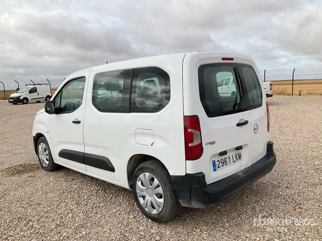 2020 Opel Combo Passenger Van - Минибус, Патничко комбе: слика 3 2020 Opel Combo Passenger Van - Минибус, Патничко комбе: слика 3