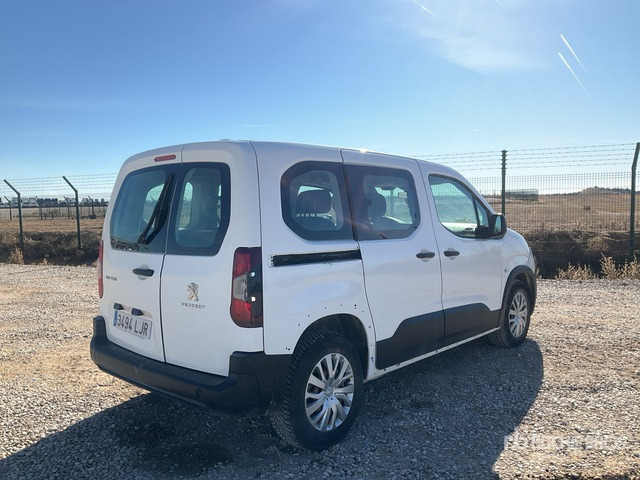 2020 Peugeot Rifter Passenger Van - Минибус, Патничко комбе: слика 3 2020 Peugeot Rifter Passenger Van - Минибус, Патничко комбе: слика 3