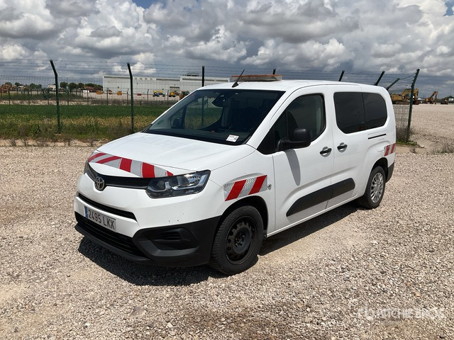2020 Toyota Proace City Verso 5 Passenger Van - Минибус, Патничко комбе: слика 3 2020 Toyota Proace City Verso 5 Passenger Van - Минибус, Патничко комбе: слика 3