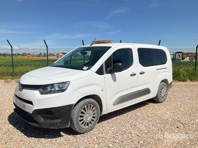 2020 Toyota Proace City Verso Passenger Van - Минибус, Патничко комбе: слика 2 2020 Toyota Proace City Verso Passenger Van - Минибус, Патничко комбе: слика 2