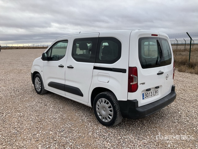 2021 Opel Combo Life Passenger Van - Минибус, Патничко комбе: слика 2 2021 Opel Combo Life Passenger Van - Минибус, Патничко комбе: слика 2