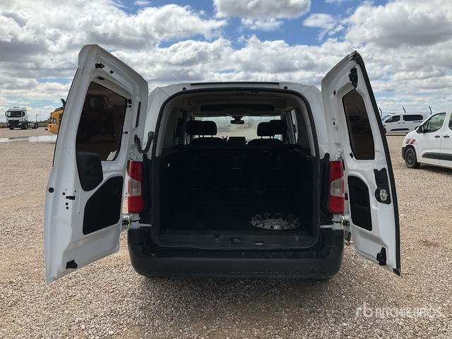 2022 Toyota Proace City Verso 5 Passenger Van - Минибус, Патничко комбе: слика 5 2022 Toyota Proace City Verso 5 Passenger Van - Минибус, Патничко комбе: слика 5