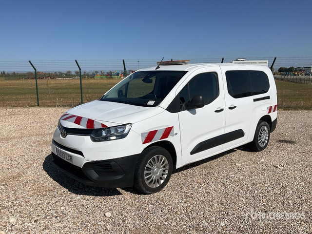 2022 Toyota Proace City Verso 5 Passenger Van - Минибус, Патничко комбе: слика 2 2022 Toyota Proace City Verso 5 Passenger Van - Минибус, Патничко комбе: слика 2