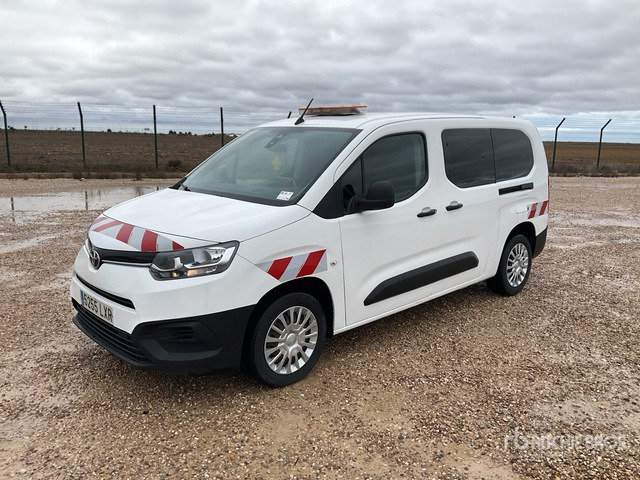 2022 Toyota Proace City Verso 5 Passenger Van - Минибус, Патничко комбе: слика 3 2022 Toyota Proace City Verso 5 Passenger Van - Минибус, Патничко комбе: слика 3