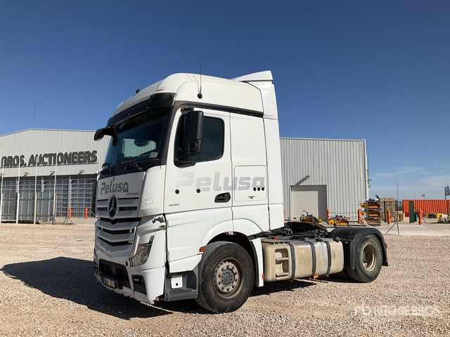 2016 Mercedes-Benz Actros 1851 LS 4x2 S/A Sleeper Truck Tractor - Камион влекач: слика 1 2016 Mercedes-Benz Actros 1851 LS 4x2 S/A Sleeper Truck Tractor - Камион влекач: слика 1