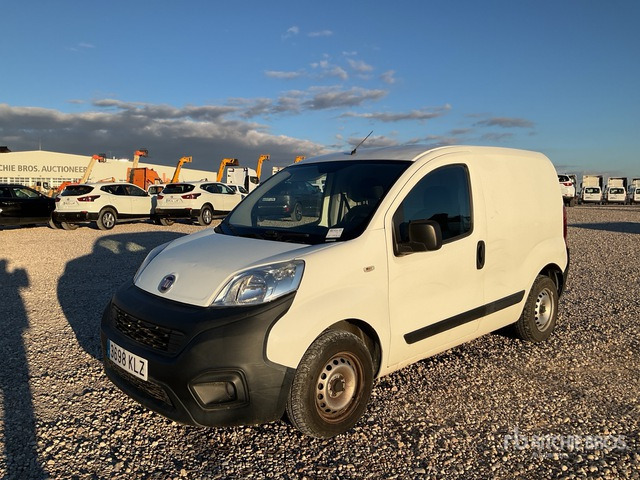 2018 Fiat Fiorino Cargo Van - Комбе: слика 1 2018 Fiat Fiorino Cargo Van - Комбе: слика 1