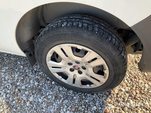 2020 Fiat Doblo Cargo Van - Комбе: слика 4 2020 Fiat Doblo Cargo Van - Комбе: слика 4