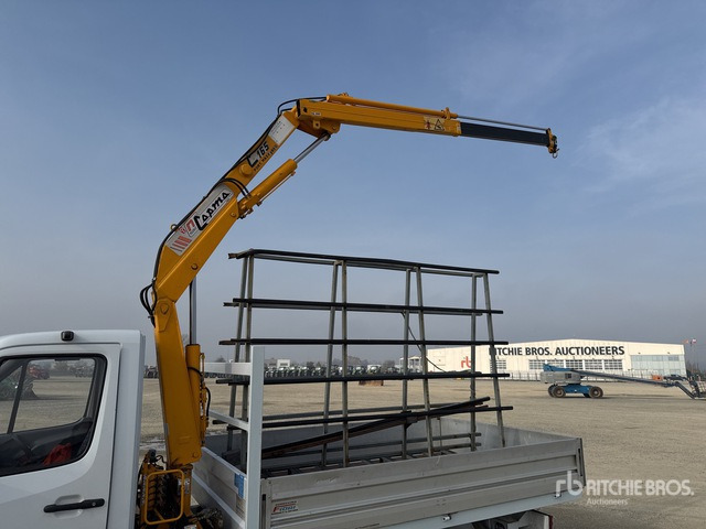 1997 Mercedes-Benz 312DT 1996 Nuova Copma C165/1 890 kg on Flatbed Truck with Crane - Камион со платформа: слика 4 1997 Mercedes-Benz 312DT 1996 Nuova Copma C165/1 890 kg on Flatbed Truck with Crane - Камион со платформа: слика 4