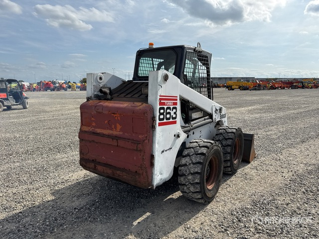 2002 Bobcat 863 High Flow Skid Steer Loader - Компактен натоварувач: слика 3 2002 Bobcat 863 High Flow Skid Steer Loader - Компактен натоварувач: слика 3