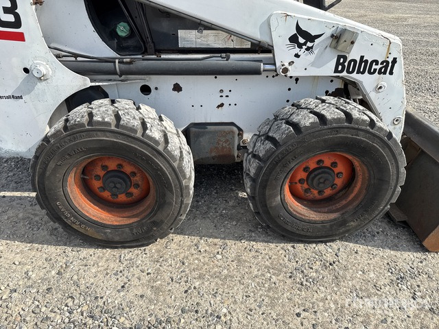 2002 Bobcat 863 High Flow Skid Steer Loader - Компактен натоварувач: слика 5 2002 Bobcat 863 High Flow Skid Steer Loader - Компактен натоварувач: слика 5