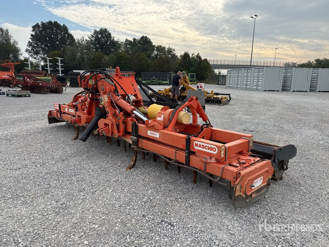 2004 Maschio Gaspardo Aquila 5000 5 m Harrow - Ротациона брана: слика 2 2004 Maschio Gaspardo Aquila 5000 5 m Harrow - Ротациона брана: слика 2