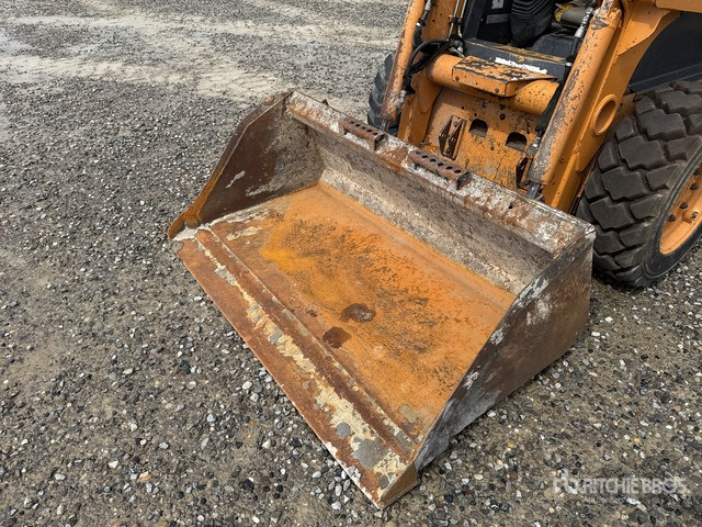 2005 Case 410 High Flow Skid Steer Loader - Компактен натоварувач: слика 5 2005 Case 410 High Flow Skid Steer Loader - Компактен натоварувач: слика 5