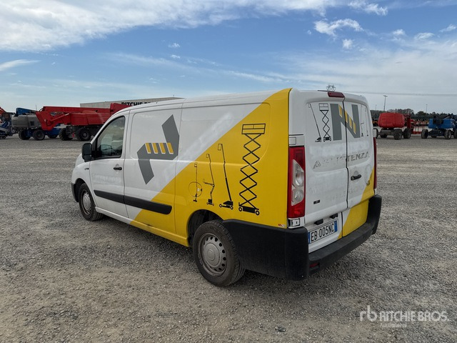 2009 Fiat Scudo Autocarro furgonato - Мало комбе: слика 4 2009 Fiat Scudo Autocarro furgonato - Мало комбе: слика 4