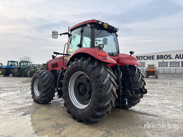 2010 Case Magnum 335 4WD Tractor - Трактор: слика 2 2010 Case Magnum 335 4WD Tractor - Трактор: слика 2