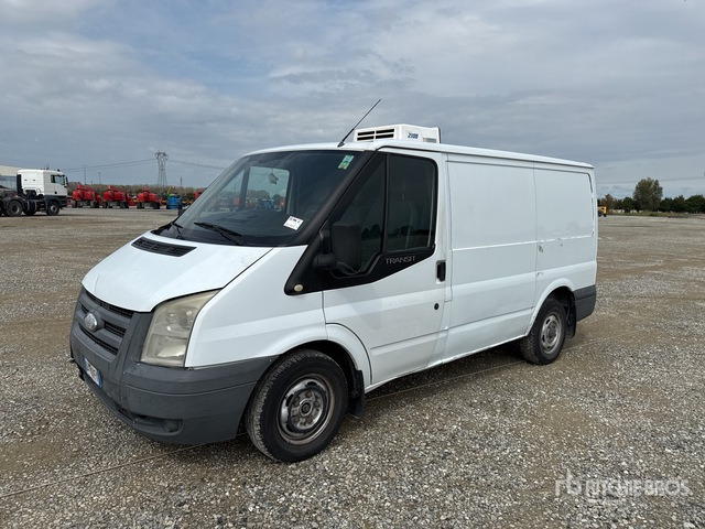 2010 Ford Transit 260-85 Autocarro frigorifero - Комбе ладилник: слика 2 2010 Ford Transit 260-85 Autocarro frigorifero - Комбе ладилник: слика 2